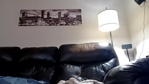 Johnny online show from December 2024 04:20:01 AM