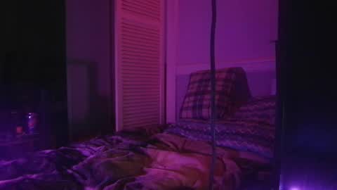 Johnny online show from February 2025 07:04:02 AM