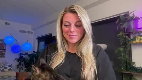 Snapshot of xstellabeex chatting on January 2025 10:46:02 PM xstellabeex online show from January 2025 10:46:02 PM