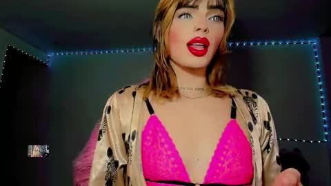Femboy Exotic online show from September 2025 10:20:01 AM
