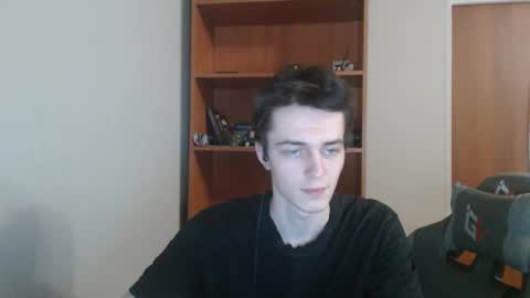 Snapshot of xtraqqq chatting on October 2025 08:03:02 PM traqqq online show from October 2025 08:03:02 PM