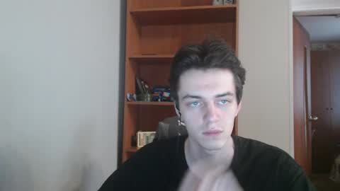 Snapshot of xtraqqq chatting on November 2025 08:36:02 AM traqqq online show from November 2025 08:36:02 AM