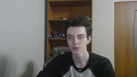 Snapshot of xtraqqq chatting on November 2025 08:25:02 PM traqqq online show from November 2025 08:25:02 PM