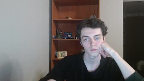 Snapshot of xtraqqq chatting on November 2025 07:56:01 PM traqqq online show from November 2025 07:56:01 PM