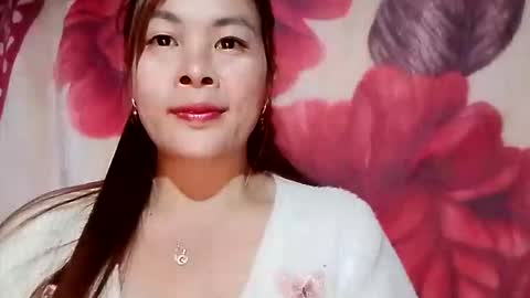 Snapshot of xuxulove00 chatting on December 2025 01:48:02 AM xuxulove00 online show from December 2025 01:48:02 AM