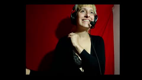 Snapshot of xx_ladyvenus_xx chatting on November 2025 11:37:02 PM Hidra online show from November 2025 11:37:02 PM