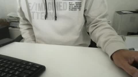 Sally  Alex online show from October 2025 08:09:02 AM