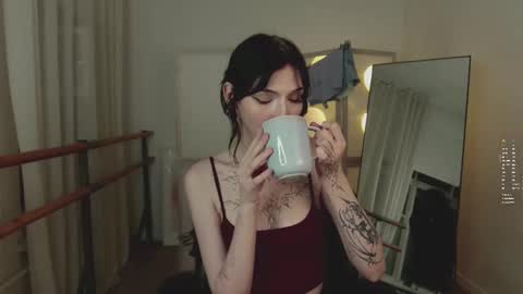 Snapshot of xxrayna chatting on November 2025 01:38:02 AM Rayna online show from November 2025 01:38:02 AM