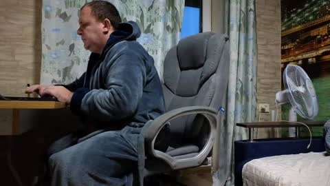 Snapshot of xxrojxx chatting on December 2024 02:07:01 PM roki-- -- online show from December 2024 02:07:01 PM