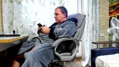 Snapshot of xxrojxx chatting on January 2025 11:23:02 AM roki-- -- online show from January 2025 11:23:02 AM