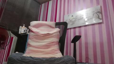 Snapshot of xxrowenatastycockforyouxx chatting on October 2025 02:52:01 AM xxrowenatastycockforyouxx online show from October 2025 02:52:01 AM