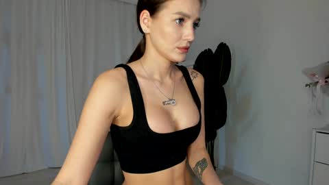 xxx_leila online show from March 2025 09:18:02 AM