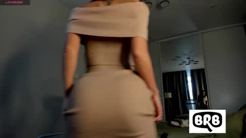 Snapshot of xxx_leila chatting on October 2025 10:05:02 AM xxx_leila online show from October 2025 10:05:02 AM