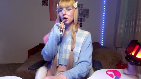 Pretty online show from January 2025 05:30:01 AM