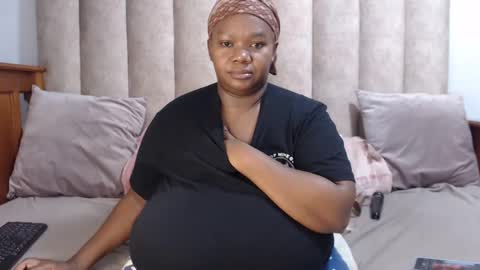 Snapshot of xxxgiantboobs chatting on February 2025 03:19:02 PM xxxgiantboobs online show from February 2025 03:19:02 PM