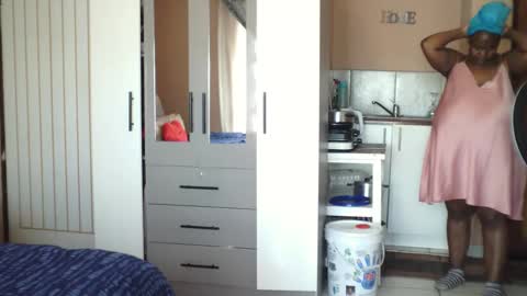 Snapshot of xxxgiantboobs chatting on September 2025 09:00:01 AM xxxgiantboobs online show from September 2025 09:00:01 AM