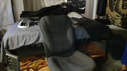 xxxjrstrokesxxx online show from September 2025 07:44:02 AM