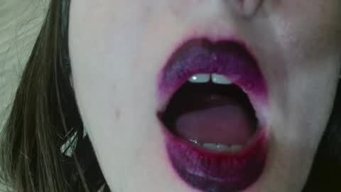 Lola online show from January 2025 05:30:02 PM