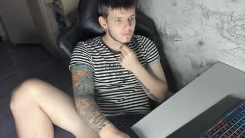 xxxrussel online show from September 2025 03:55:01 PM