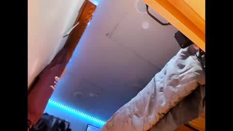 Snapshot of xzbib chatting on January 2025 11:18:02 PM Xzbib online show from January 2025 11:18:02 PM