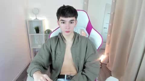 Snapshot of yamitwink chatting on November 2025 05:24:01 AM yamitwink online show from November 2025 05:24:01 AM