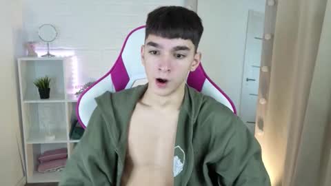 Snapshot of yamitwink chatting on November 2025 05:29:01 AM yamitwink online show from November 2025 05:29:01 AM