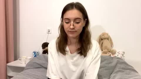 Snapshot of yaniraekberg chatting on October 2025 05:02:02 PM Marry online show from October 2025 05:02:02 PM