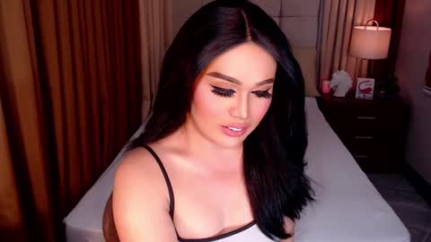 Allisonn online show from March 2025 03:02:02 AM