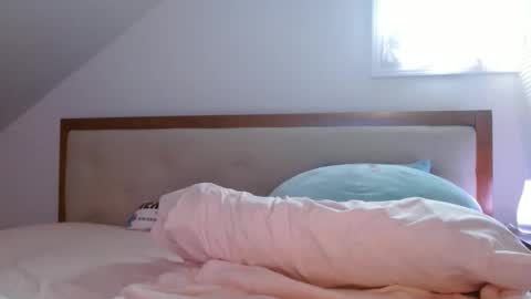 Snapshot of yarabrynnn chatting on September 2025 04:45:02 PM YARA online show from September 2025 04:45:02 PM