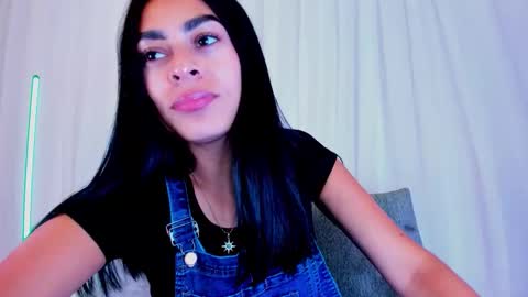 Snapshot of yasiir_0229 chatting on October 2025 04:07:01 AM Yasiir online show from October 2025 04:07:01 AM