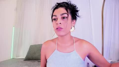 Snapshot of yasiir_0229 chatting on October 2025 05:52:02 AM Yasiir online show from October 2025 05:52:02 AM