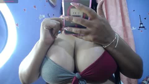 Yasmin online show from January 2025 11:06:01 AM