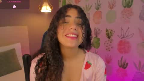 Snapshot of yaya23x chatting on November 2025 02:40:02 PM yaya23x online show from November 2025 02:40:02 PM