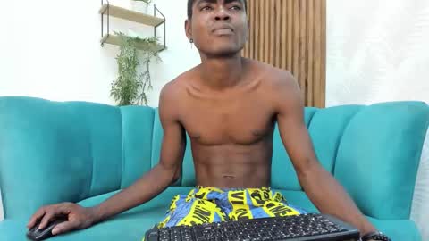 Snapshot of yeko_buhle chatting on September 2025 02:46:02 AM Yeko online show from September 2025 02:46:02 AM