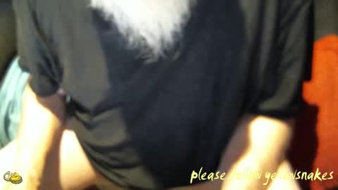 Snapshot of yellowsnakes chatting on October 2025 02:10:01 PM . y e l l o w s n a k e s . online show from October 2025 02:10:01 PM