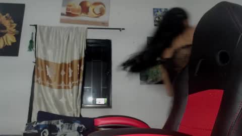 Snapshot of yemaya_28 chatting on October 2025 06:21:01 AM Yemaya 28 online show from October 2025 06:21:01 AM