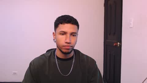 Snapshot of yerfon_s1 chatting on December 2024 06:49:01 PM Yeff ind. model online show from December 2024 06:49:01 PM