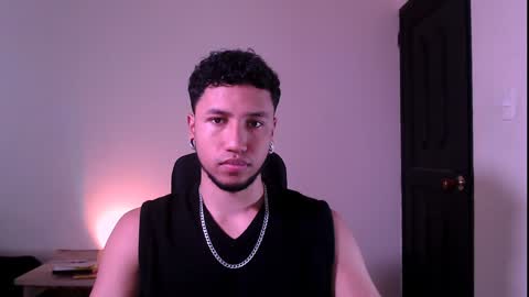 Snapshot of yerfon_s1 chatting on January 2025 07:00:01 PM Yeff ind. model online show from January 2025 07:00:01 PM