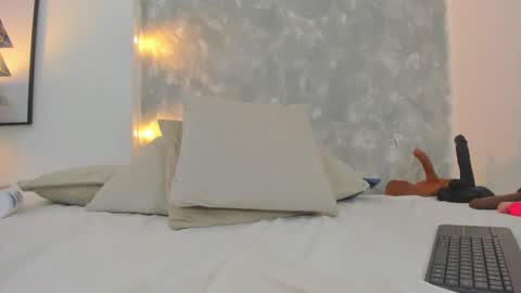 Yesica online show from December 2024 09:57:01 PM