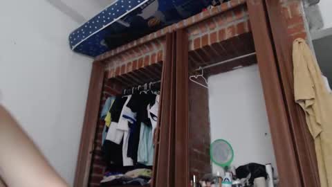 Snapshot of yessica_08 chatting on September 2025 07:17:02 PM yessica and andres online show from September 2025 07:17:02 PM