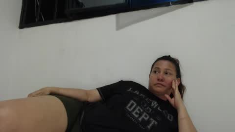 Snapshot of yessica_08 chatting on October 2025 03:51:02 AM yessica and andres online show from October 2025 03:51:02 AM