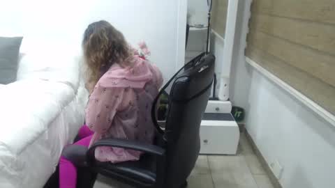 jessy online show from December 2024 12:12:01 AM