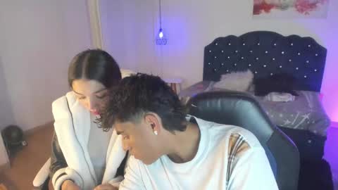 Yiing and yang online show from September 2025 07:24:02 PM