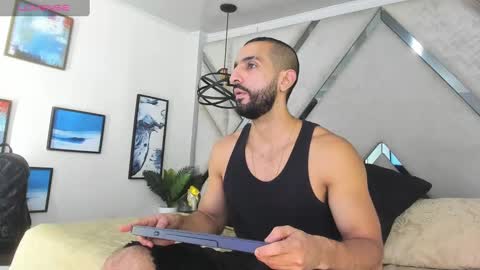 Yiyo online show from January 2025 01:47:02 AM