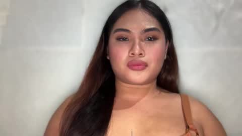 Snapshot of yllanahard chatting on November 2025 03:46:01 PM yllana love online show from November 2025 03:46:01 PM