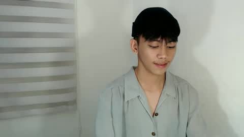 Snapshot of ynotyu chatting on October 2025 03:36:01 PM ynotyu online show from October 2025 03:36:01 PM