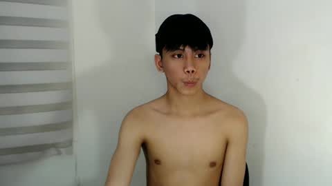 Snapshot of ynotyu chatting on October 2025 05:10:02 AM ynotyu online show from October 2025 05:10:02 AM