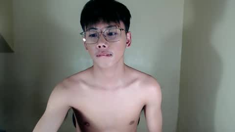 Snapshot of ynotyu chatting on November 2025 05:14:01 PM ynotyu online show from November 2025 05:14:01 PM