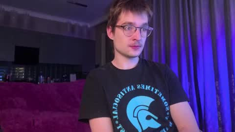 Max online show from February 2025 04:33:01 AM