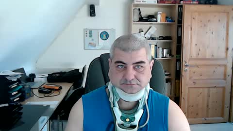 Snapshot of yoschi1976 chatting on December 2024 10:05:02 AM yoschi1976 online show from December 2024 10:05:02 AM